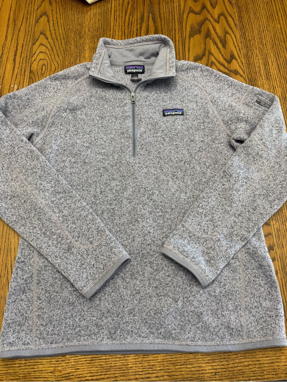 Patagonia Women's Light Gray Heather Quarter-Zip Pullover Fleece